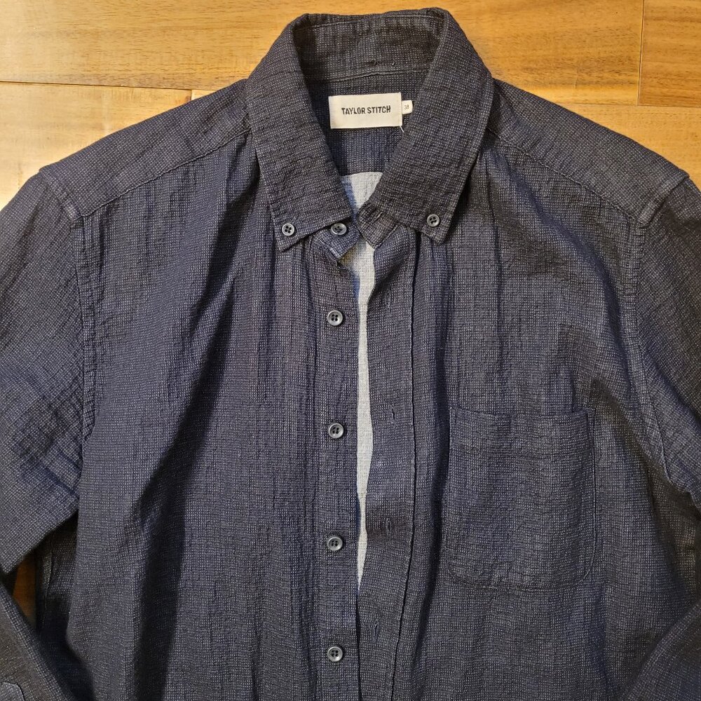 Taylor Stitch L/S light weight shirt. Color charcoal.